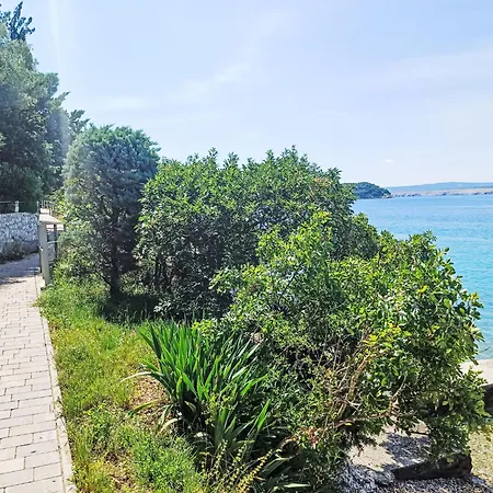 דירה Fuma-3 By Interhome יאדראנובו